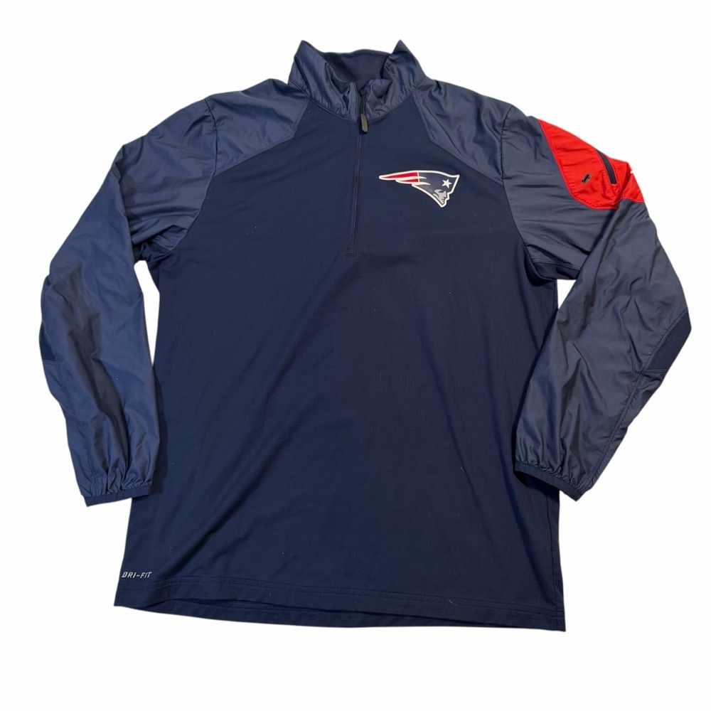 Nike Men's NFL New England Patriots Alpha Fly Rush 1/2 Zip Pullover Jacket L